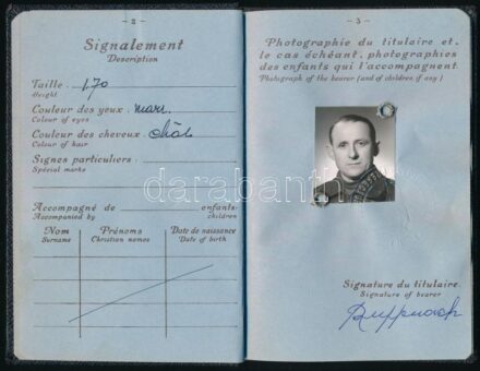 1961 Francia fényképes útlevél 2 db okmánybélyeggel