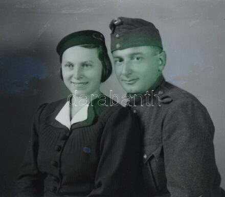 cca 1930-1940 19 db katonákat ábrázoló üvegnegatív rajta Horthy Miklós is 12x9 cm