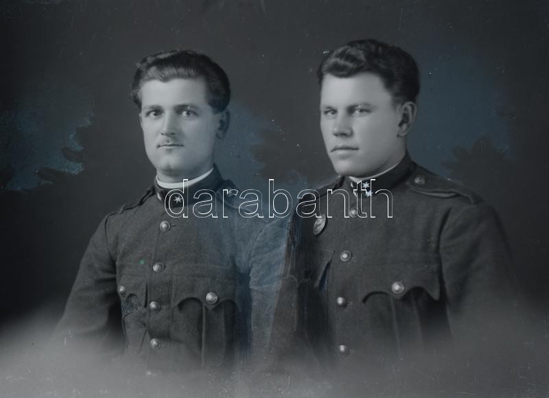 cca 1930-1940 20 db katonákat ábrázoló üvegnegatív rajta Horthy Miklós is 12x9 cm