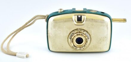 Penti II fényképezőgép, Meyer-Optik Domiplan 30mm f/3.5 objektívvel, működőképes, szép állapotban, hátoldala lejár. / Vintage German half-frame camera in good,