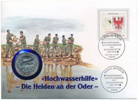 Németország 1997. 2,5E Cu-Ni 'Hősök az Oderánál' érmés borítékban, bélyeggel, bélyegzéssel, német nyelvű leírással T:1 patina Germany 1997 2,5 Euros Cu-Ni 'Heroes at the Oder' in coin envelope with stamp and cancellation, with