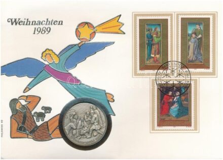 Liechtenstein 1989. 'Karácsony' jelzett Ag emlékérem felbélyegzett borítékban, elsőnapi bélyegzéssel, német nyelvű leírással (0.900) T:1 Liechtenstein 1989. 'Christmas' hallmarked Ag commemorative medallion in envelope with stamp and