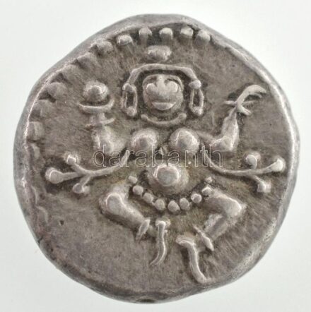 Indiai Államok / Maiszúri Királyság 1800-1833. (1214-1248.) 1P (1/4R) Ag (2,83g) T:2,2- Indian States / Mysore 1800-1833. (1214-1248.) 1 Pavali (1/4 Rupee) Ag (2,83g) C:XF,VF Krause KM#C202