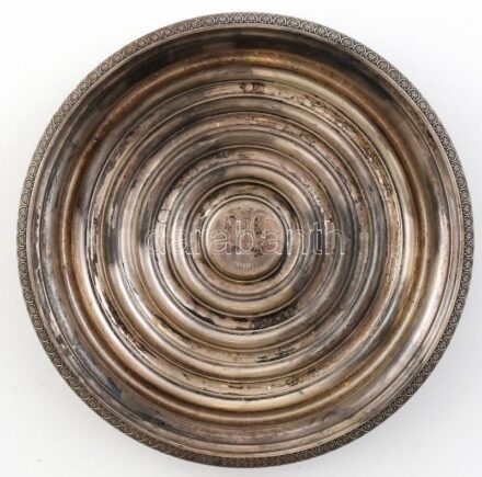 Ezüst (Ag) bortartó tálka, grófi koronával, mester: Klinkosch, Josef Carl (Austrian, 1822-1888) jelzett, nettó: 218g, d: 15cm