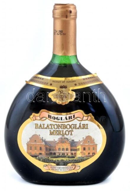 2001 Balogh-Pince Balatonboglári Merlot, félédes vörös bor, bontatlan palack,12 %, 0,75 l.