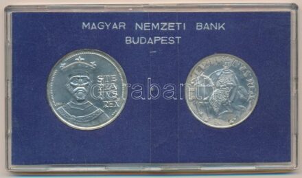 1972. 50Ft Ag + 100Ft Ag 'Szent István' eredeti, sérült kék 'MNB' plasztik tokban T:1 patina Adamo EM38, EM39