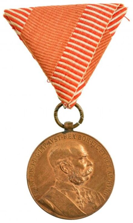 1898. 'Jubileumi Emlékérem Polgári Állami Alkalmazottak Számára / Signum memoriae (AVST)' Br kitüntetés modern, nem hozzávaló mellszalaggal T:1- kis patina Hungary 1898. 'Commemorative Jubilee Medal for the Civil State Officials' Br