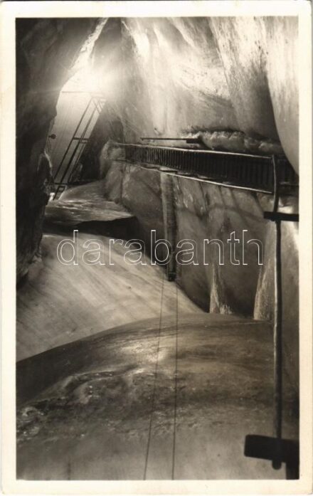 Dobsina, Dobschau; Dobsinai jégbarlang, Szerelmesek lugasa / Eishöhle Dobsina / Dobsinská ladová jaskyna / ice cave, interior
