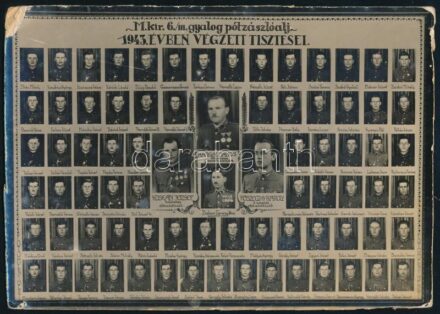 1943 Magyar Királyi 6./III. gyalog pótzászlóalj 1943. évben végzett tisztesei tablófotó, hátoldalán Foto Menyhért Nagyatád és 1943.máj. 29 bélyegzőkkel, sarkaiban és szélein sérült, 14x20 cm