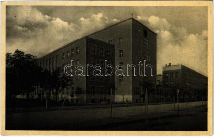 1938 Kassa, Kosice; Hlavná posta / Posta / post office + '1938 Kassa visszatért' So. Stpl. (EK)