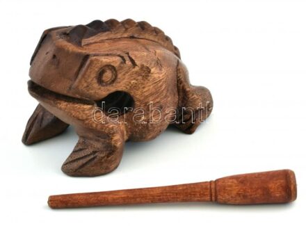 Guiro, indián hangszer, béka formájú, faragott fa, m:8cm