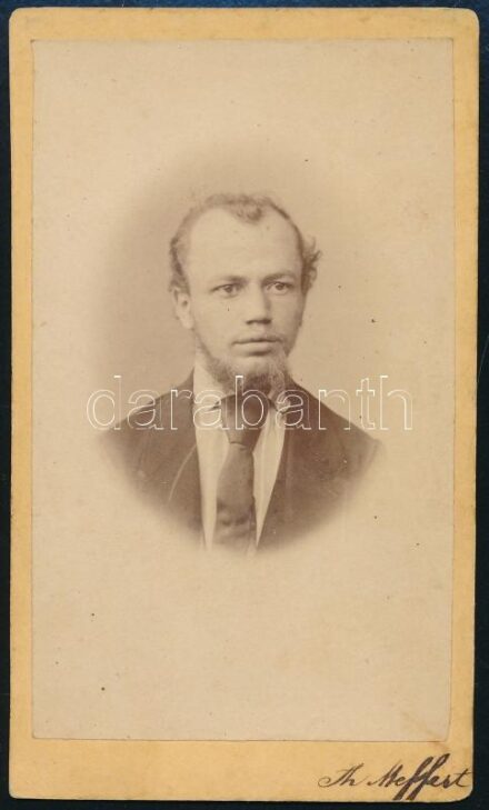 cca 1870 Férfiportré, keményhátú fotó Thomas Meffert bécsi műterméből, 10,5×6 cm