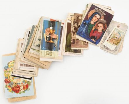 Vegyes kb. 200 db. szentkép, de közte más egyházi témájú nyomatok is, változó állapotban, különféle méretben.