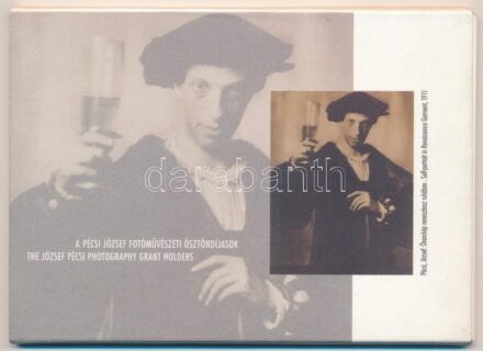 A Pécsi József Fotóművészeti Ösztöndíjasok - 7 db modern nyomtatvány tokban