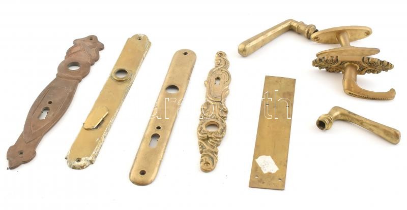 vegyes réz kilincs tartozékok, kopott, h:27cm