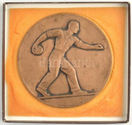 DN 'Tekéző' egyoldalas, öntött Br plakett, Szign.: M (130mm) T:1- patina