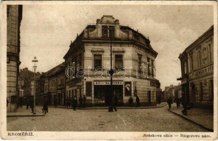 Kromeríz, Jiráskova ulica, Riegerovo nám. / street view, square, beer hall, shop (EK)