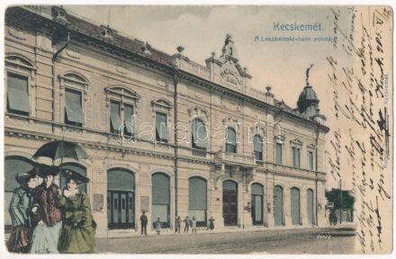 1905 Kecskemét, Leszámítolóbank palotája. Montázs hölgyekkel. Komor Gyula kiadása (EM)
