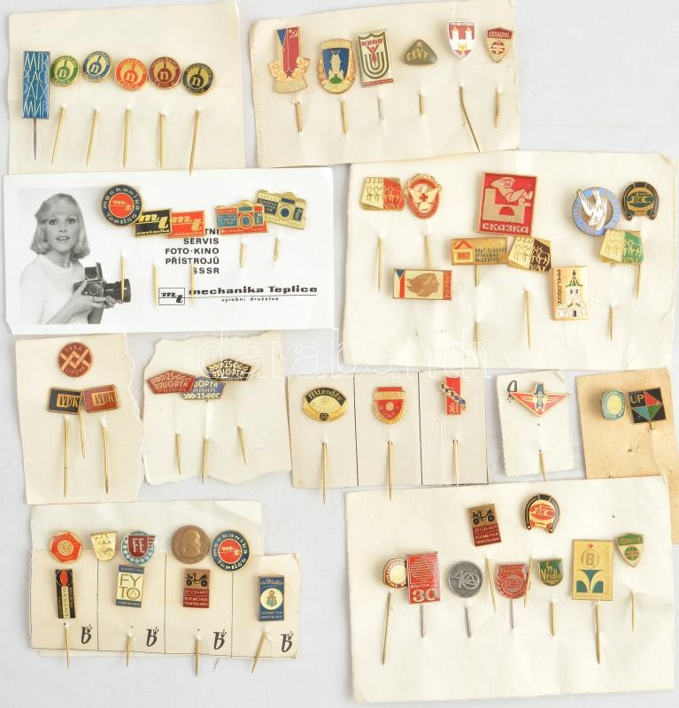 Csehszlovákia ~1960-1980. 56db vegyes fém kitűző, közte zománcozott és műgyantás darabok T:1--2- Czechoslovakia ~1960-1980. 56pcs of mixed metal pins, with enamelled and synthetic resined C:AU-VF