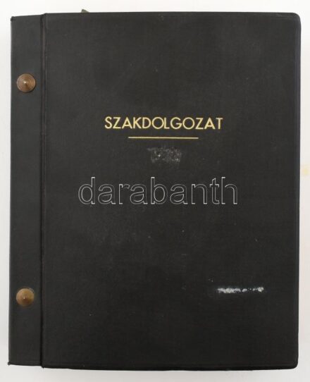 Magyarország, magyar városok légifelvételeken. Több mint 70 oldalnyi fotó, összesen több száz darab. Nagyrészt feliratozottak az 1950-es-60-as évekből Albumban.