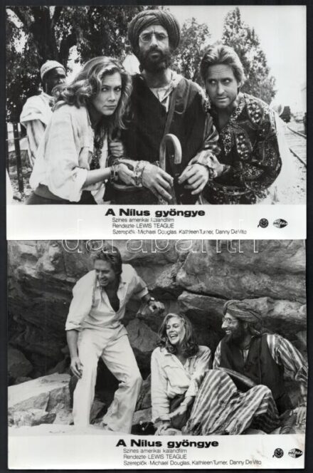 1985 ,,A Nílus gyöngye' címe amerikai film jelenetei és szereplői, 8 db vintage produkciós filmfotó, 18x24 cm