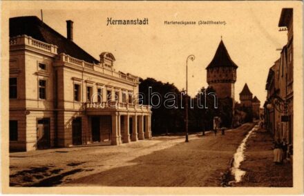 Nagyszeben, Hermannstadt, Sibiu; Harteneckgasse (Stadttheater) / Harteneck utca, Városi színház, tornyok / street view, theatre, towers (r)