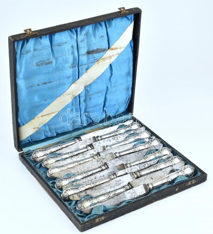 Ezüst (Ag) markolatú 12 db kés, jelzés nélkül, kopott, korrodált, dobozban, h:25cm, bruttó:800g - Image 4