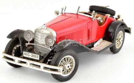 Burago Mercedes autómodell, sérülésekkel, h:25cm