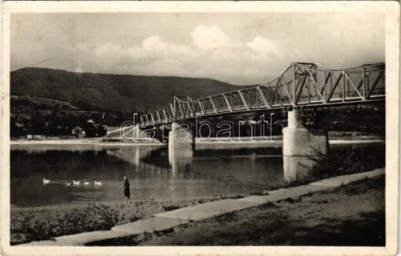 1943 Tahi, Tahitótfalu; híd. Mikolai József kiadása (EK)