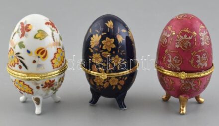 3db matricás porcelán tojás, jelzés nélkül, kopott, m:10cm