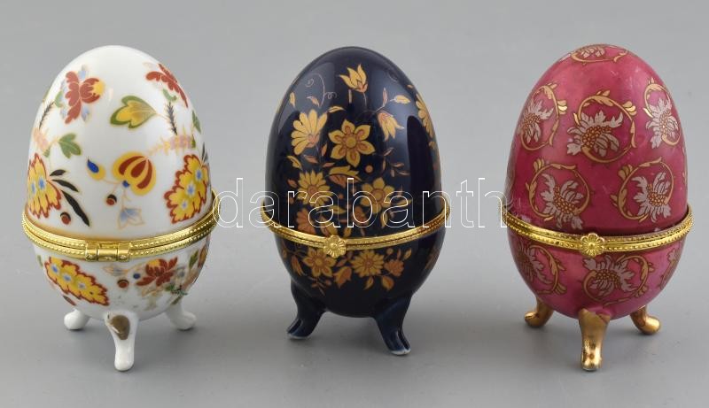 3db matricás porcelán tojás, jelzés nélkül, kopott, m:10cm