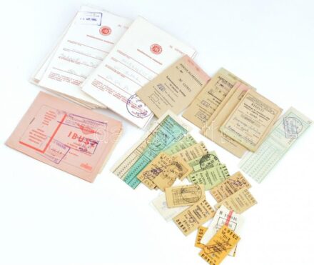 Tucatnyi vasúti jegy, utazási okmányok