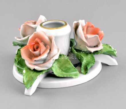 Herendi porcelán gyertyatartó. Kézzel festett, jelzett, lepattanásokkal d: 12 cm