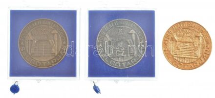 ~1960-1970. 'Nógrádi szénbányák 1861 / Föld Alatti Bányamúzeum, Salgótarján' Br, ezüstpatinázott Br és aranyozott Br emlékérem (2db plombált, sérült ÁPV tokban) (42,5mm) T:1,1-