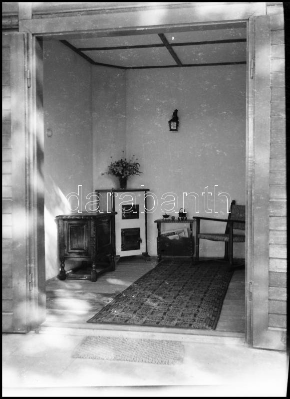 Régi lakásbelsők, 5 db fotónegatív, 6×9 és 4,5×6 cm