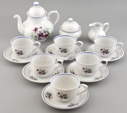 Hollóházi ibolya mintás 6 személydes teáskészlet, matricás porcelán, egy apró lepattanás a csészén, jelzett.