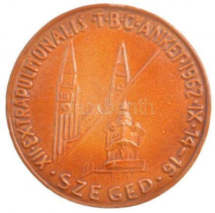 1962. 'XII. Extrapulmonalis TBC Anket 1962. IX. 14-16. Szeged' falra akasztható mázas kerámiaplakett (155mm) T:1-,2 kis lepattanásokkal