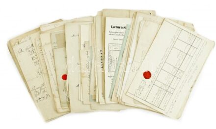 cca 1800-1880 Óriási régi okmány gyűjtemény. Kb 60-80 db nagyrészt Gyulával és környező részekkel kapcsolatos okmányok: Vadász, Orosháza, Szatmár, Arad megye, stb. Bizonyítványok, céhes papírok, anyakönyvi kivonatok, hivatalos