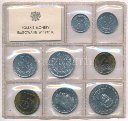 Lengyelország 1977. 10g - 20Zl (8xklf) forgalmi sor sérült fóliatokban T:1 Poland 1977. 10 Groszy - 20 Zlotych (8xdiff) coin set in damaged foil packing C:UNC