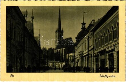 Dés, Dej; Bánffy utca, autó, Berger Ferenc üzlete. Weinstock 4932. / street, shop, automobile