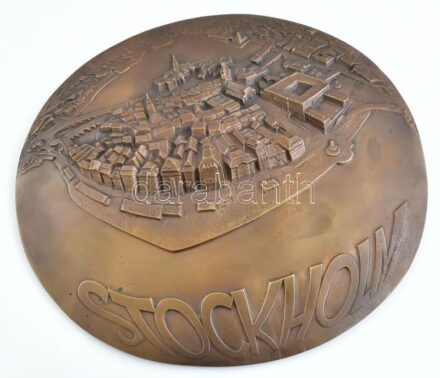 Csíkszentmihályi Róbert (1940-2021): Stockholm. Öntött, patinázott, bronz, falplasztika. Jelzett, 23x25cm