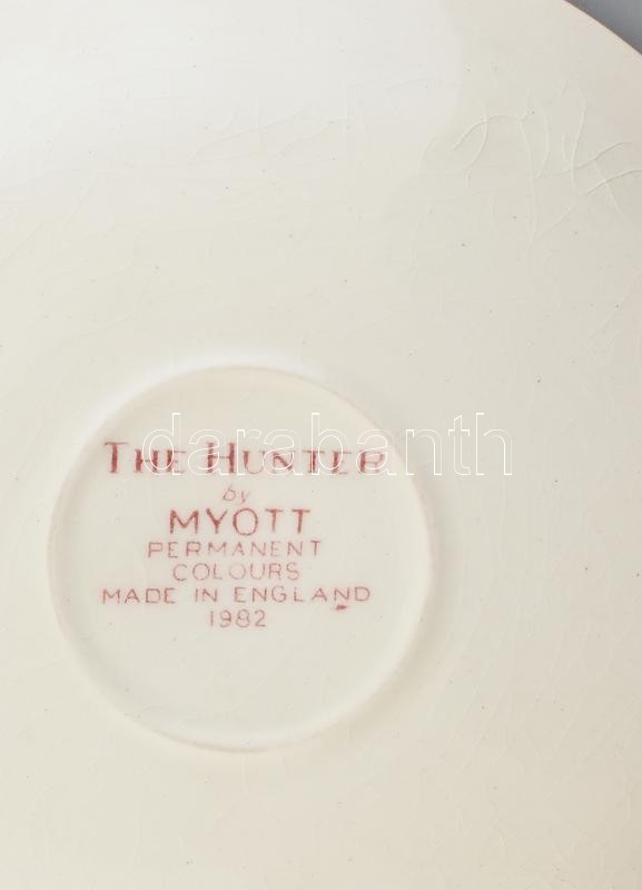 The Hunter by Myott, vadászjelenetekkel díszített, máz alatti festéssel, jelzett Myott porcelán teáskészlet: Hiányos: kiöntő, 5db csésze, 5 db alátét - Image 2