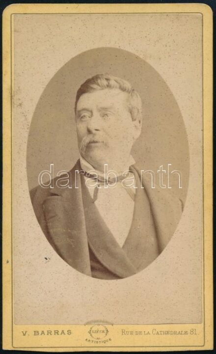 cca 1880 Férfiportré, keményhátú fotó Barras Liege-i műterméből, 10,5×6 cm