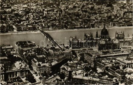 Budapest V. Országház, Parlament, Kossuth híd. Képzőművészeti Alap Kiadóvállalat (fa)