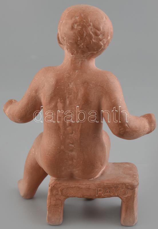 Pató Róza: Hokedlin ülő gyermek. Terrakotta, kopott, jelzett, m:15cm - Image 2