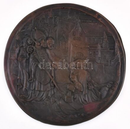 Antik, historizáló, réz falra akasztható dombormű, vallási jelenettel, SA jelzéssel, kopásnyomokkal, kisebb sérülésekkel, d: 32 cm