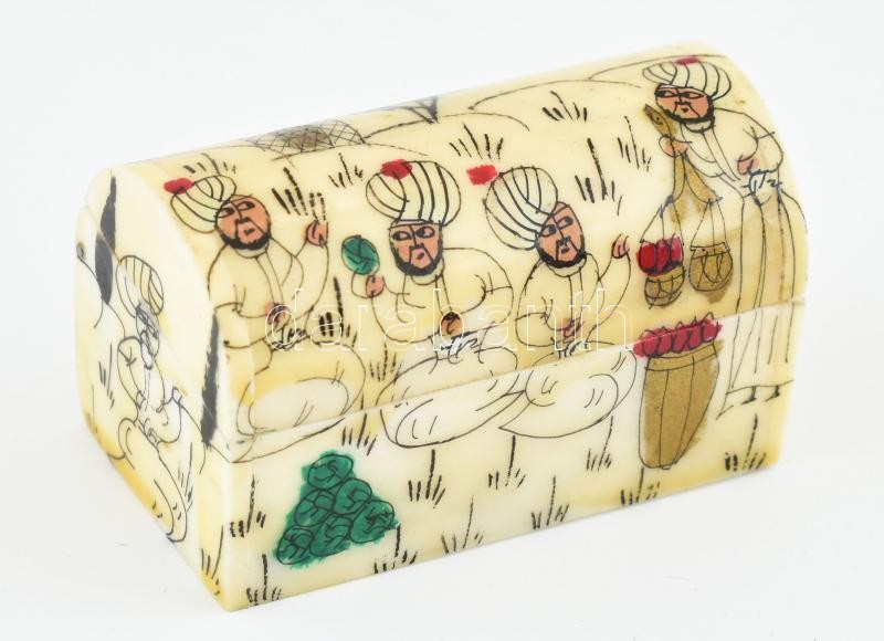 Kézzel festett csont doboz, kopott, 5x3cm