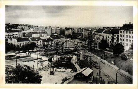 Budapest II. Moszkva tér (Széll Kálmán tér), villamosok, a metró építési területe. photo (fl)