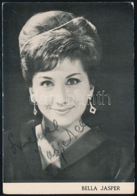 Jasper Bella (1933-1992) magyar származású német opera-énekesnő autográf aláírása saját magát ábrázoló fotólapon / Bella Jasper autograph signature