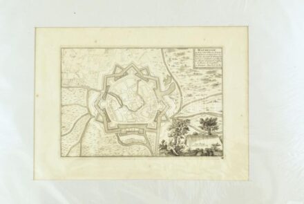 cca 1750 Maubeuge erőd. Rézmetszet, papír. Apró foltokkal. Paszpartuban. 17x25 cm / Maubeuge fortress, engraving, a bit spotty, in passepartout